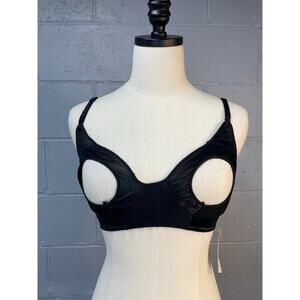 Black Cut Out Front Stretchy Adjustable Bra New With Tags Shame On You Lingerie